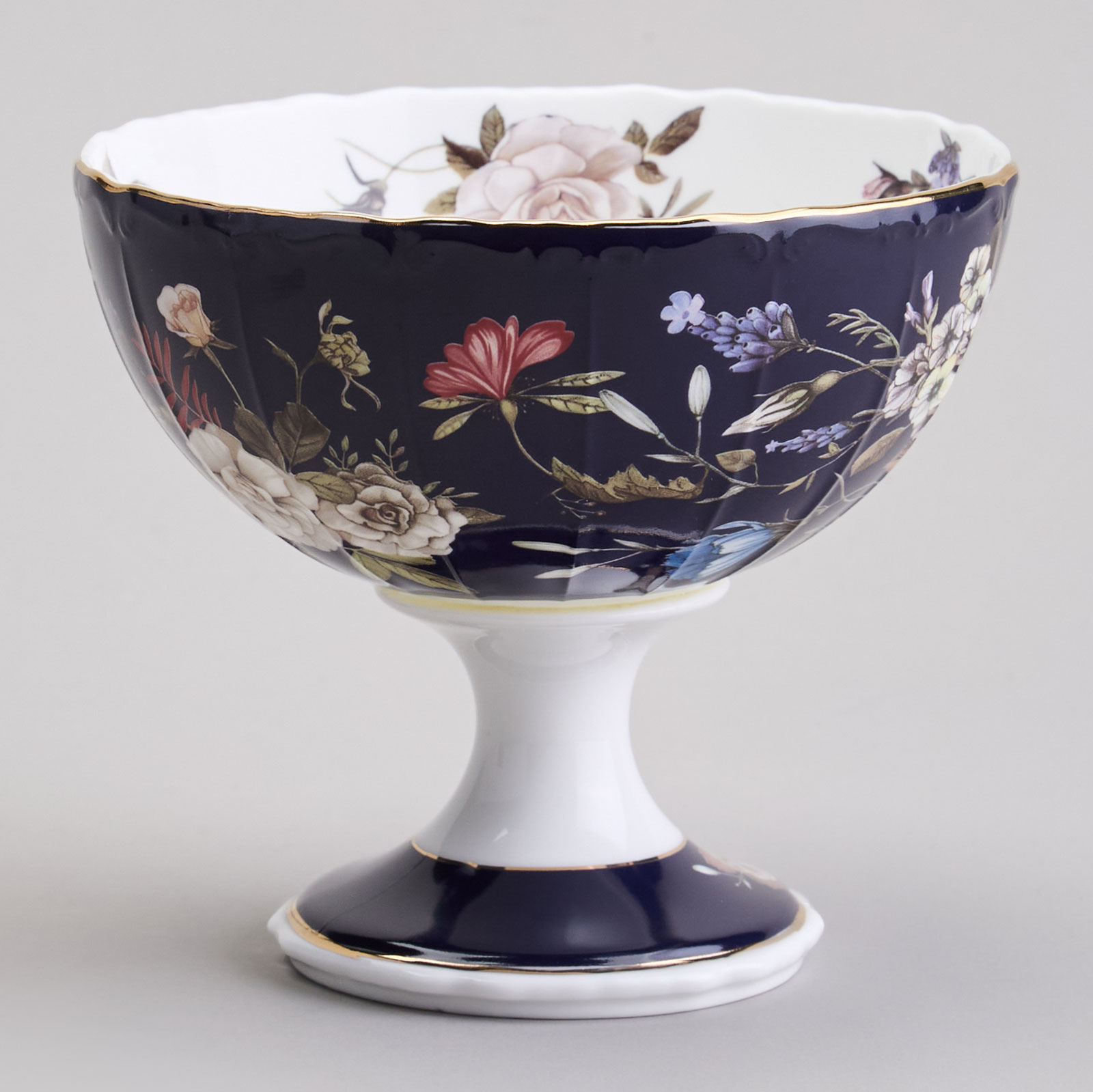 ВАЗА НА НОЖКЕ LEFARD, КОБАЛЬТ, 13*11 СМ, КОР=18ШТ.