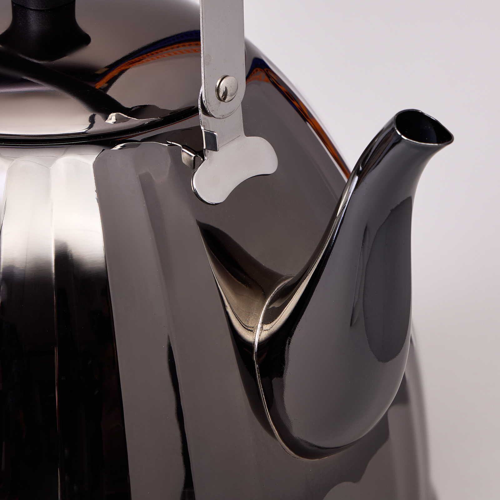 ЧАЙНИК AGNESS 3,0 Л СО СКЛАДЫВАЮЩЕЙСЯ РУЧКОЙ, ИНДУКЦИОННОЕ КАПСУЛЬНОЕ ДНО