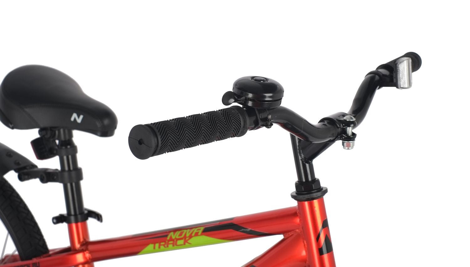 Велосипед NOVATRACK 20,  JUSTER, красный, тормоз ножной, защита А-тип, пластиковые крылья