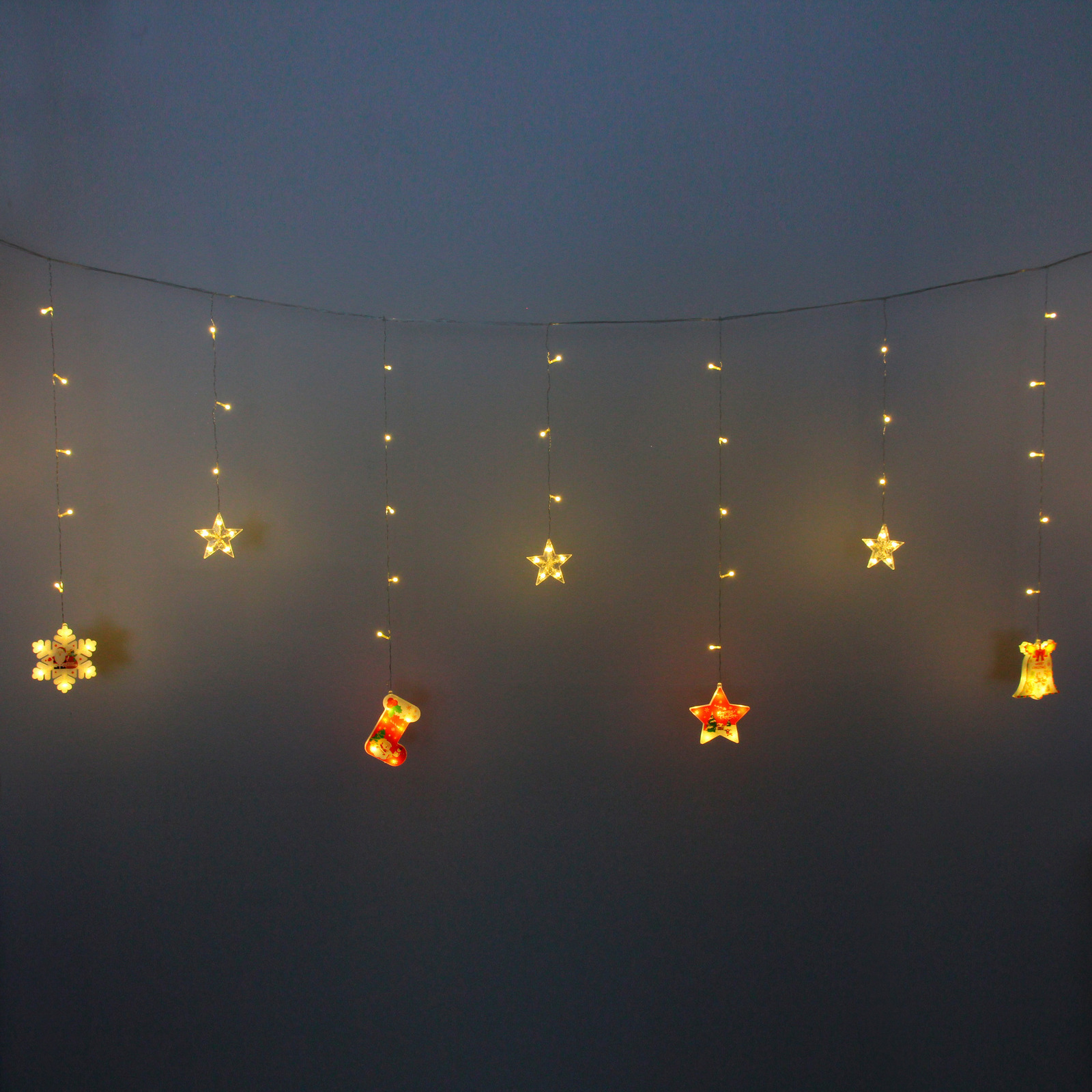 Гирлянда для дома БАХРОМА "Рождество" ш2,5м* в0,45/0,65м 95ламп LED, прозрачн.пров, 8 режимов, IP-20, Теплый белый (возможность соединения)