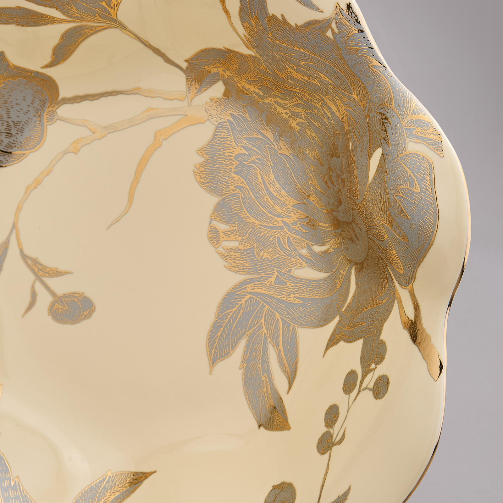 ФРУКТОВНИЦА НА НОЖКЕ 29*29*24 СМ